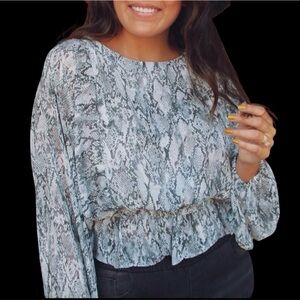 NWT Vici for Hyfve snake print blouse